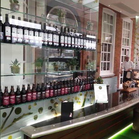 Hotel Du Vin Wimbledon Лондон Экстерьер фото